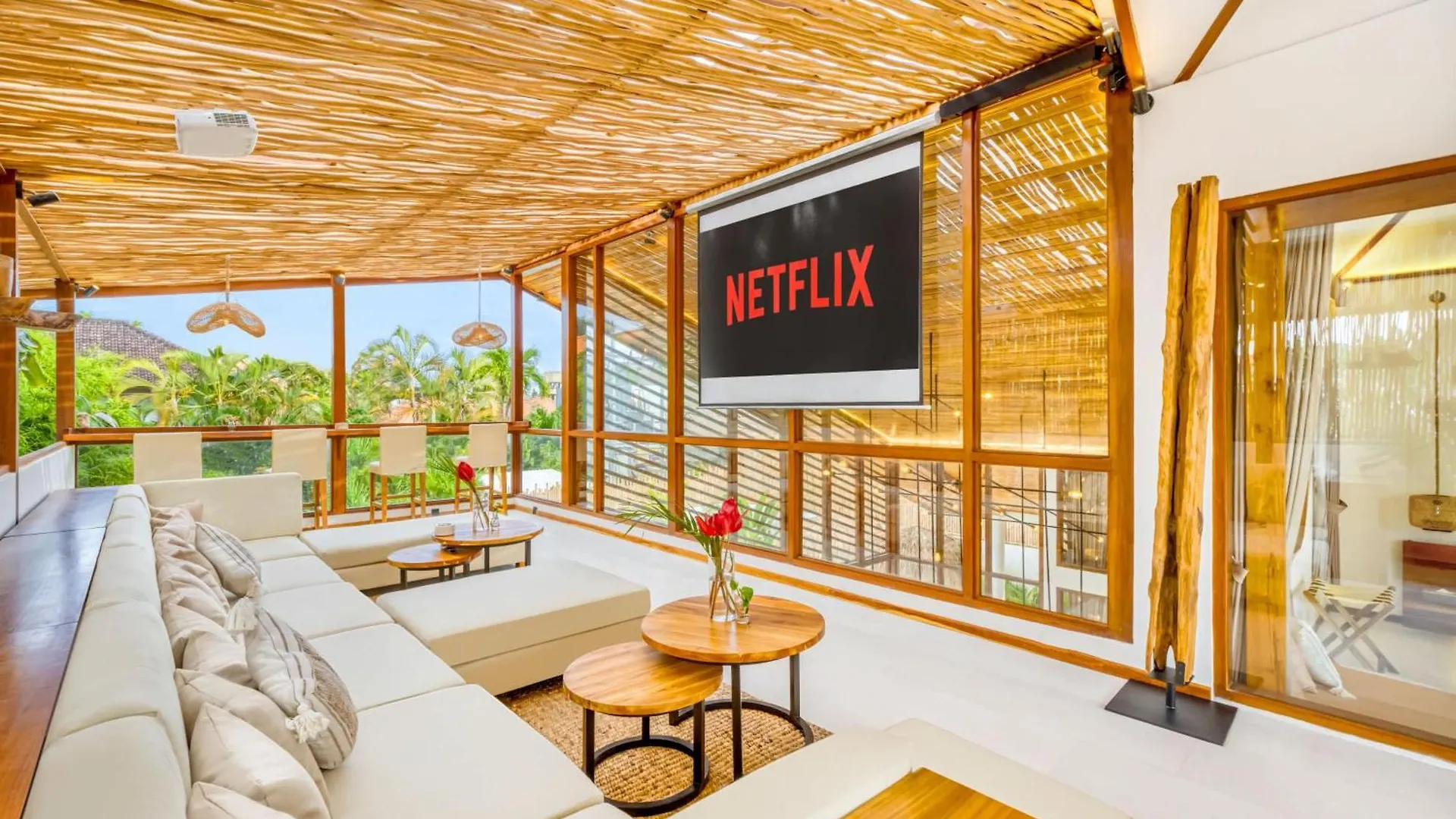 Villa Orlando - Brand New 9Br Jacuzzi Cinema Seminyak  Indonesia